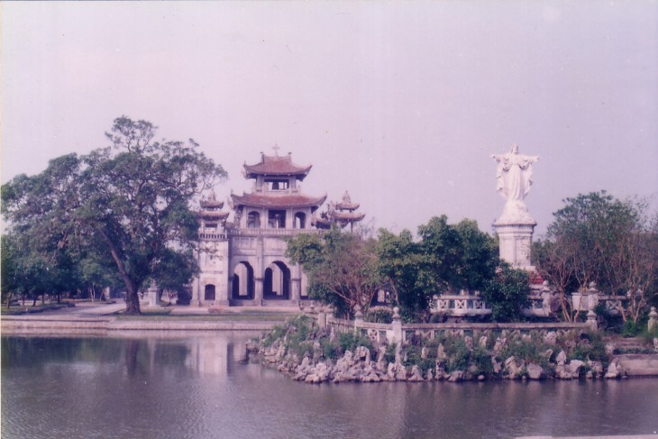 Phat Diem Cathedral  - ảnh 3